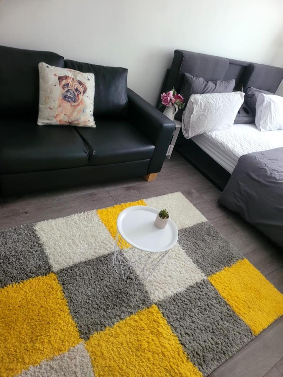 Simplyguests Apartment London Bagian luar foto